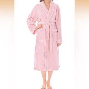NWT Fuzzy Plush Pink Robe Tie Pockets Size S/M Romantic Fairycore Cottagecore